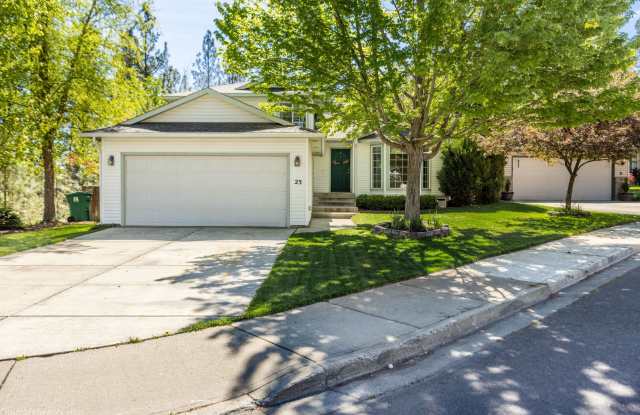 For Rent: Beautiful 3 Bed, 3 Bath Home in Desirable Eagle Ridge photos photos