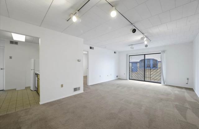 509 S Highland Ave photos photos
