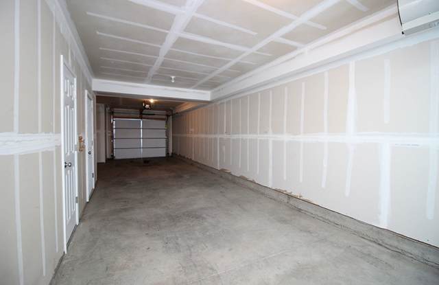 Welcome home to 3167 Sullivan Loop - a stunning 2-bedroom, 2.5-bathroom gem in a prime location! Gallery 4