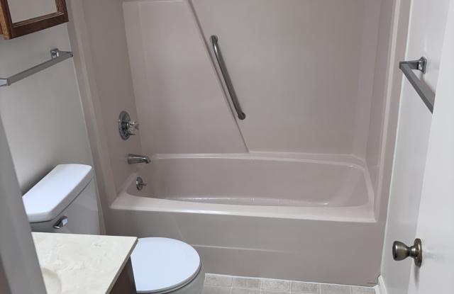 302 Holland Dr photos photos 302 Holland Dr photos photos