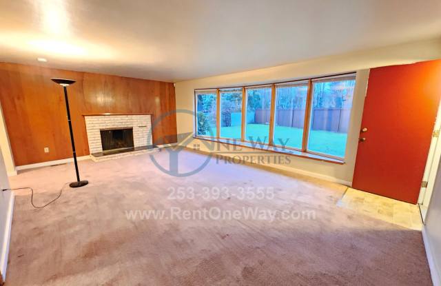 4139 Ridge Road West Gallery 2