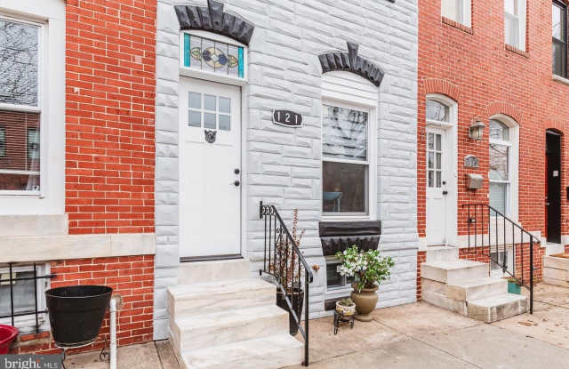 121 N POTOMAC Street photos photos