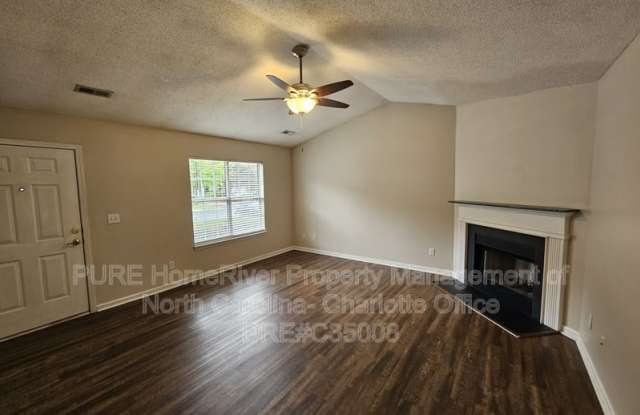 11148 Whitlock Crossing Ct Gallery 2