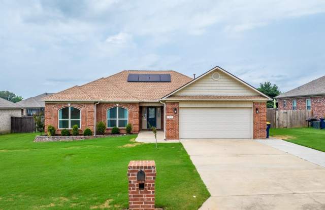 2423 Palisade Drive Gallery 1