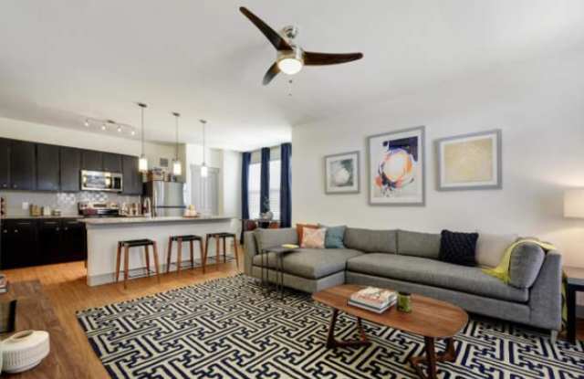 8064 US-290 Gallery 3