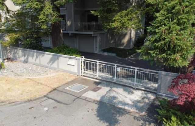 19425 86th Ave W Gallery 2