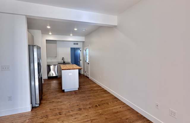 4004 Blue Pine Lane - 1 Gallery 3