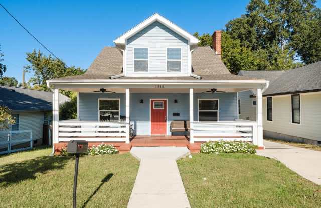Beautiful 4-Bedroom Home in Durham | $3,500/Month Gallery 1