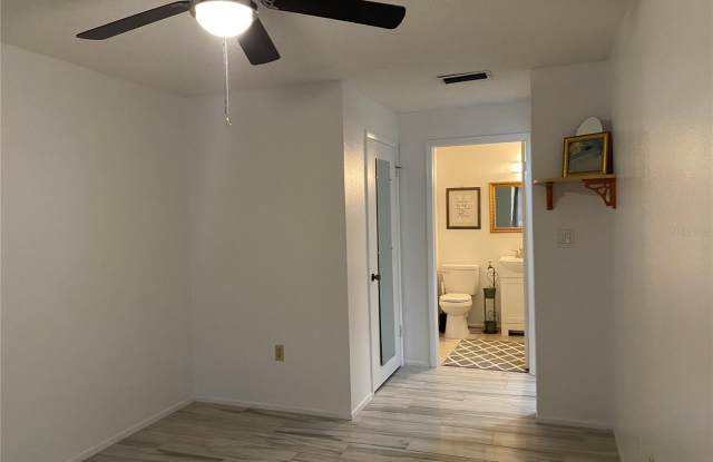 4377 TAHITIAN GARDENS Circle Gallery 4