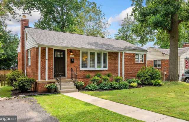 3014 PLYERS MILL Road photos photos