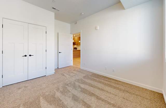 1137 W 250 S Unit 304 Gallery 4