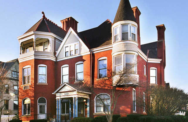 500 Shady Ave photos photos