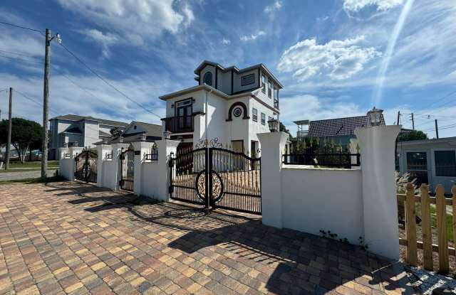 21821 Palm Avenue photos photos