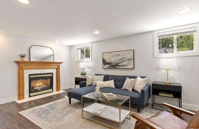 222 E Center St - 222 East Center Street, Bountiful, UT 84010