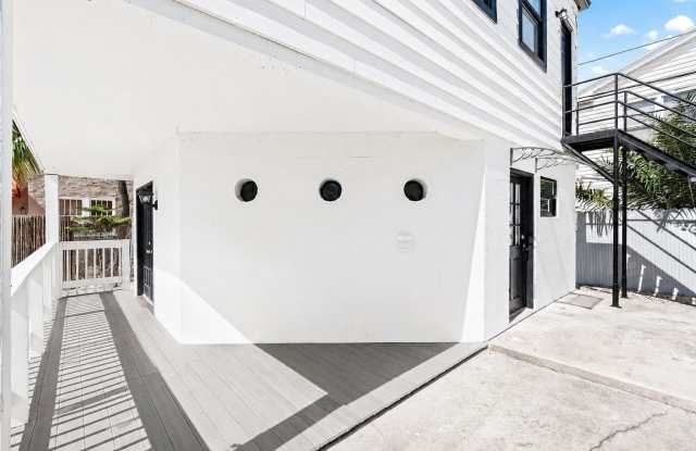3709 S Olive Avenue Gallery 2