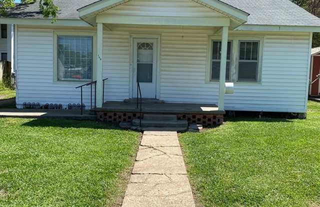 2 bedroom 1 bath - 109 Alex Street, Lafayette, LA 70506 2 bedroom 1 bath - 109 Alex Street, Lafayette, LA 70506