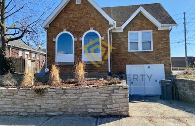 Updated, Grace Tuxedo Park, 4 Bed/2 Bath Tudor Style Home Available NOW! - 943 North Gladstone Avenue, Indianapolis, IN 46201