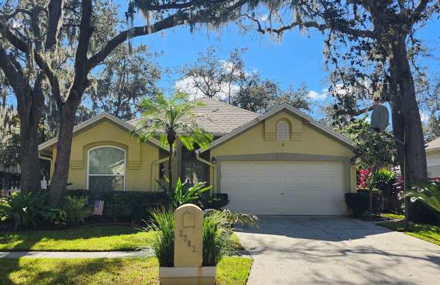 Beautiful 3/2 in Valrico - 2303 Millcreek Court, Bloomingdale, FL 33596