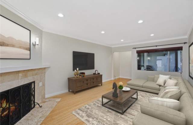 15457 Moorpark Street photos photos