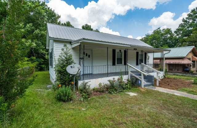 Beautiful Adamsville Home- Move in Ready! Gallery 4