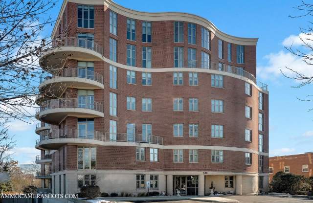 520 S Washington Street - 520 South Washington Street, Naperville, IL 60540