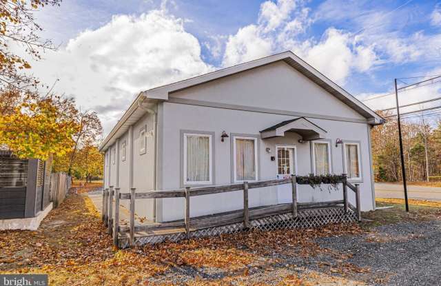 58 WHITE HORSE Pike Gallery 3