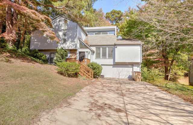 2175 Wenlok Trl NE photos photos