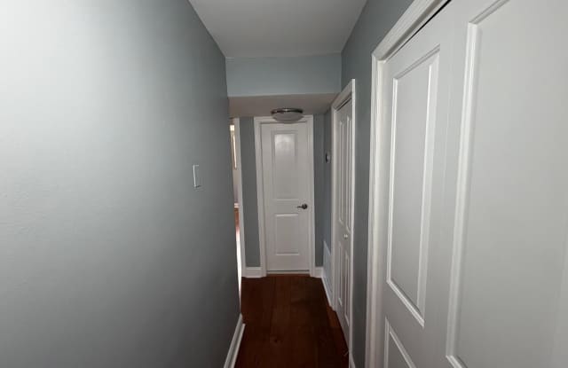 3831 HAMILTON Street Gallery 4