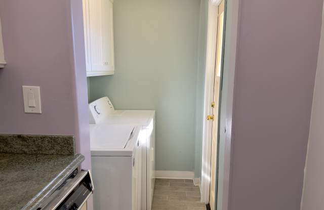 4912 Dixie Dr photos photos