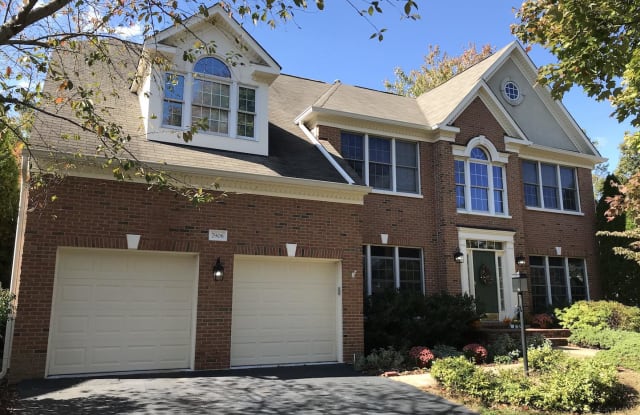 7906 BRESSINGHAM DRIVE - 7906 Bressingham Drive, South Run, VA 22039