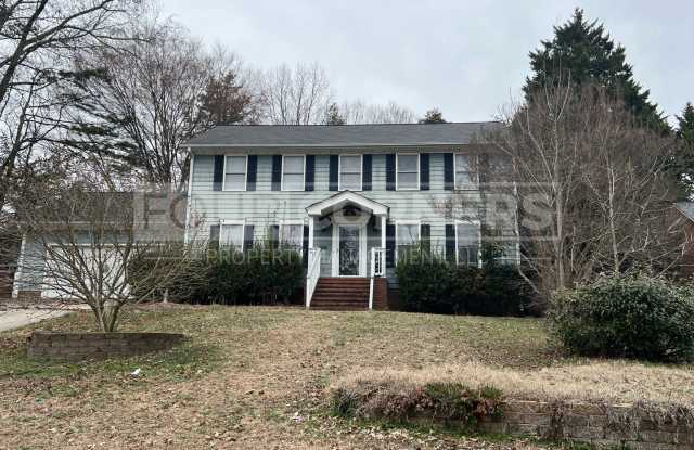 Charming 4-bedroom 2.5 bath home photos photos