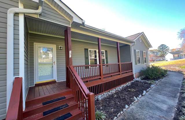 Beautiful 3 Bed/2 Bath Home in Seneca! photos photos Beautiful 3 Bed/2 Bath Home in Seneca! photos photos