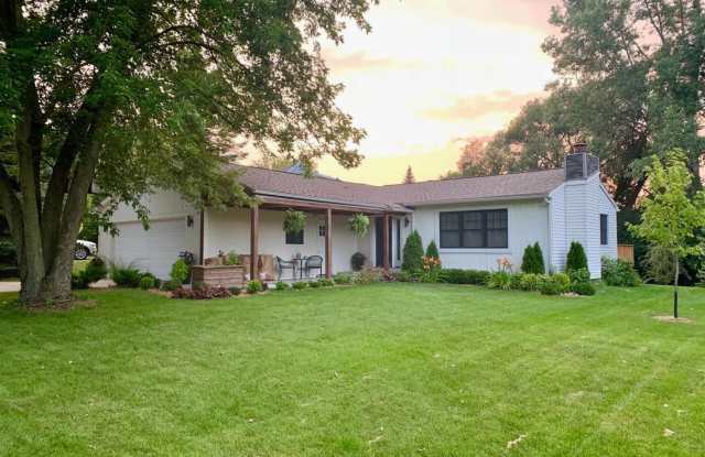 1825 Northbrook Drive photos photos