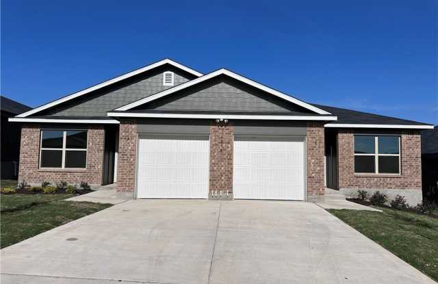 1214 Lehmann Drive Gallery 1