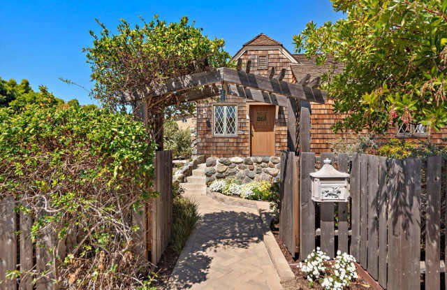 North Laguna Story Book Cottage Gallery 3
