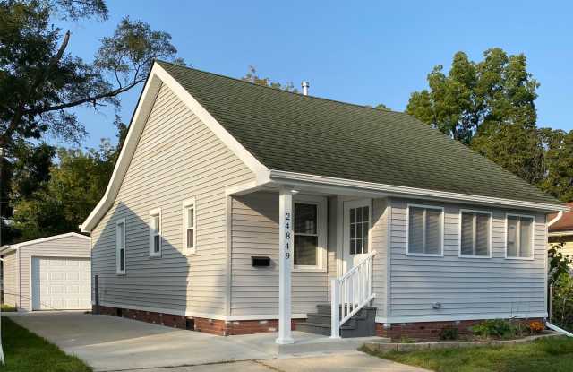 24849 Midland photos photos