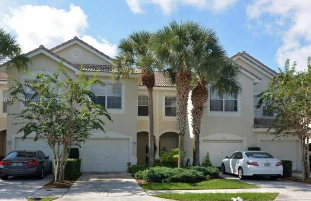 1093 Woodfield Rd photos photos