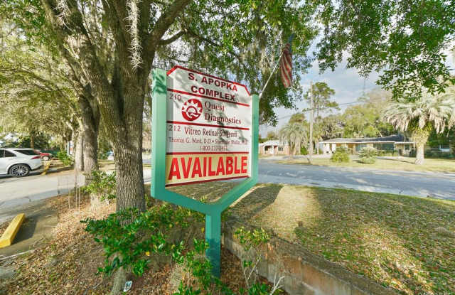 212 S Apopka Avenue Gallery 3