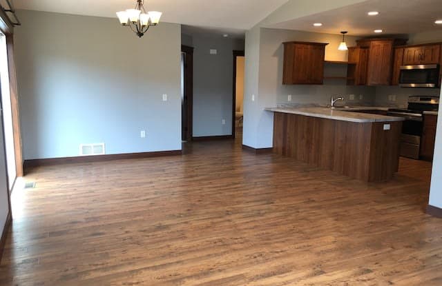 4956 Hobbs Ct - 4956 Hobbs Ct, Eau Claire, WI 54703