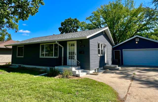 1/2 Off 1 Month Rent photos photos
