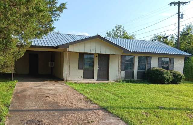 2937 Green Tee - 2937 Green Tee Road, Lee County, MS 38801