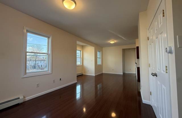 214 HAMILTON AVE photos photos