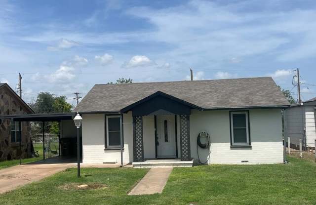 1204 Hassell St - 1204 Hassell Street, San Angelo, TX 76901