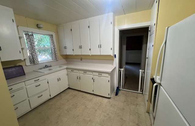 138124 Hillcrest Street photos photos