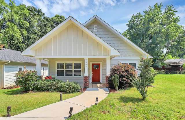 Newer Build Single Family in Washington Heights! photos photos