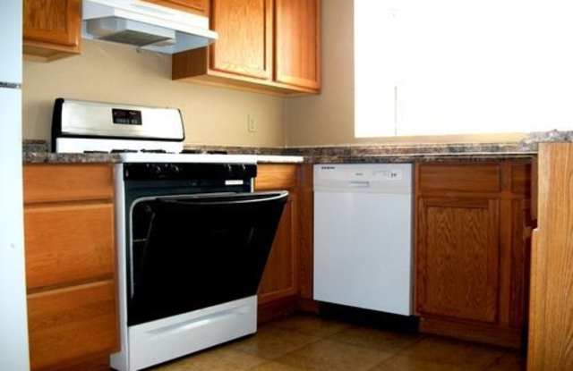 Beautiful 3 bedrooms condo in South San Diego Gallery 4