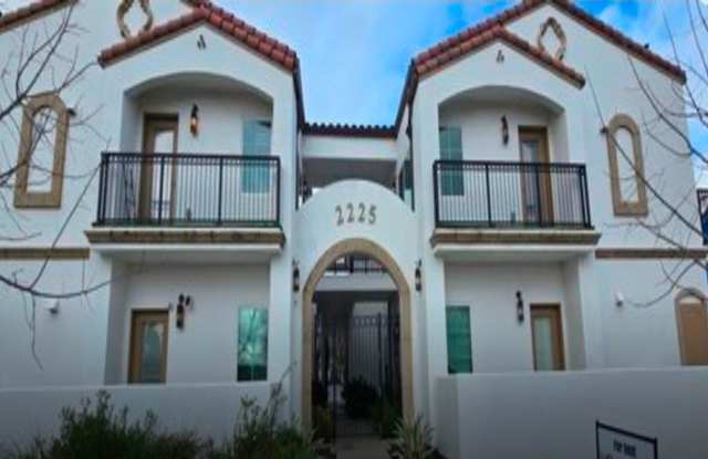 2 bed 1 bath apartment Gallery 3