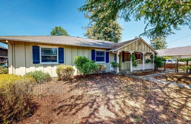 3241 Montgomery Dr photos photos