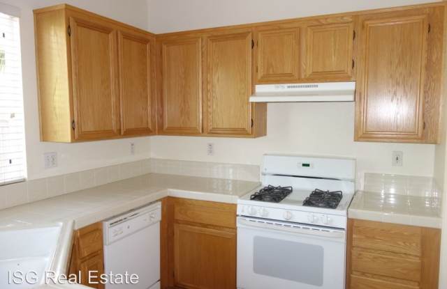 1276 Stagecoach Trail Loop Gallery 3