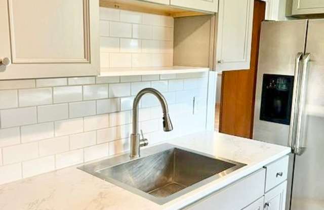 **Providence/Mount Pleasant – 3 Bed Single Family - $2,895** Gallery 3